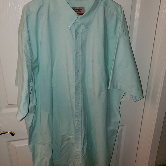 Men's Big&Tall Button Down Shirt - Picture 2 of 6